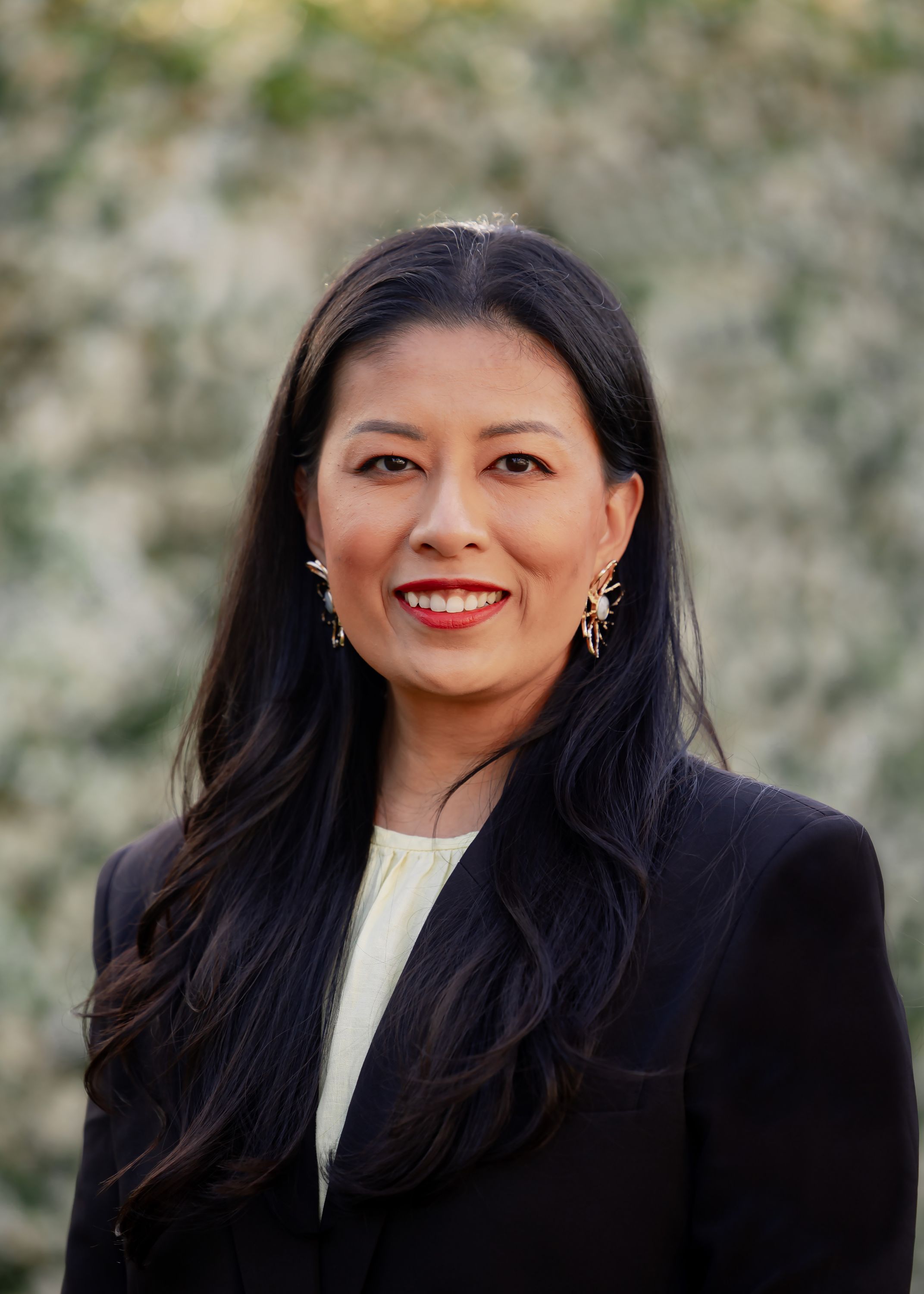 Profile Photo of Wendy Soe-McKimmon, Chief Legal Officer